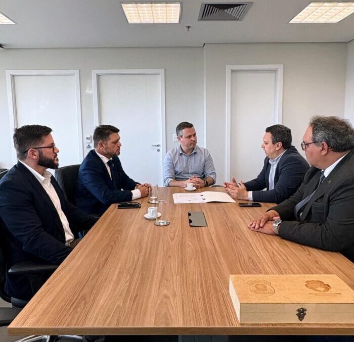 SINPEF/RS participa de reunião com o chefe do Ministério Público Federal do RS para tratar de processo crime resultante da Operação Cisplatina